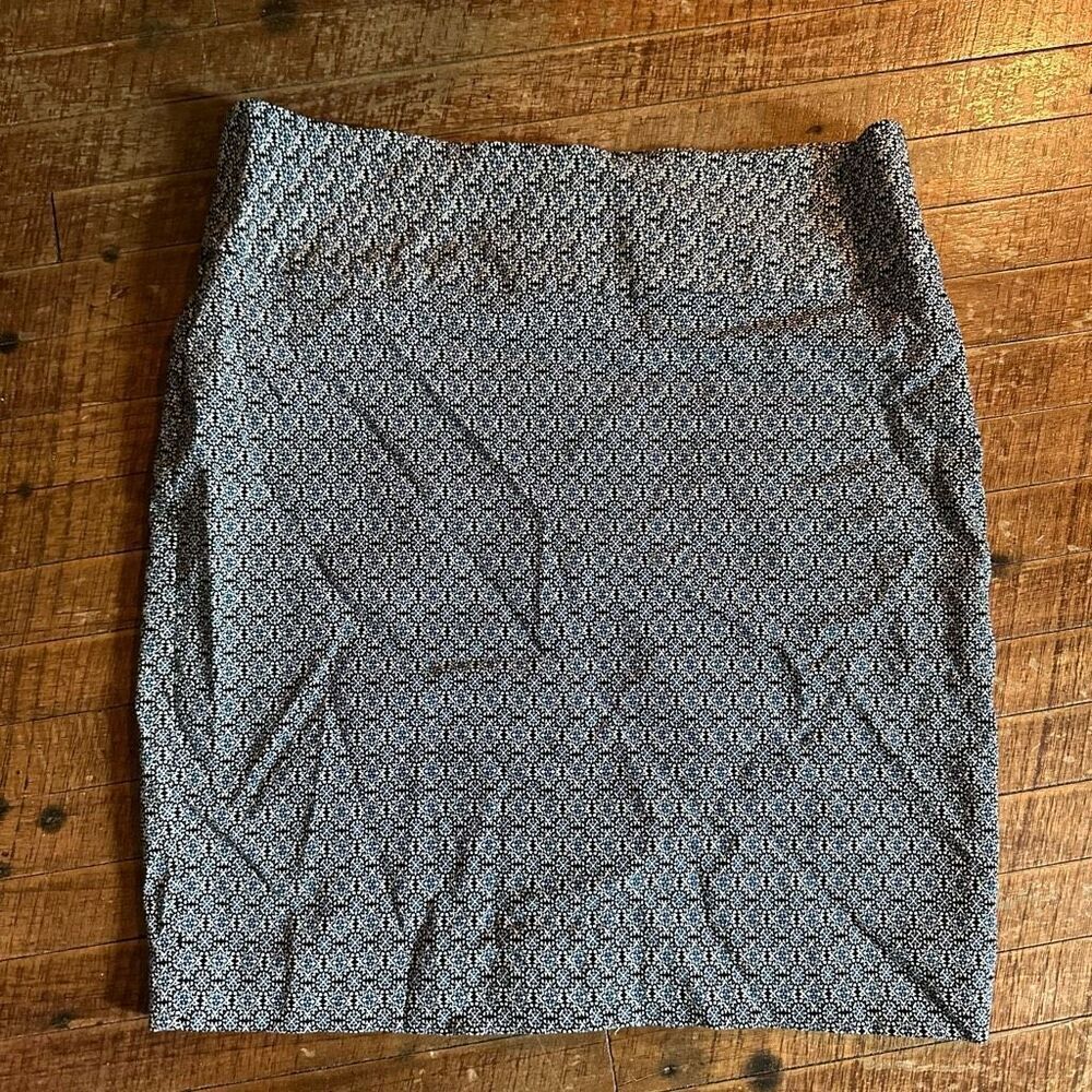Margaret M Stitchfix petites M business casual pencil skirt